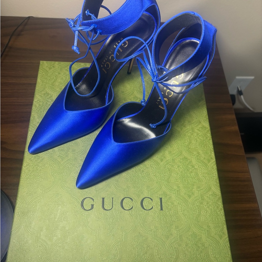 Gucci Satin Blue Pumps - Picture 8 of 12